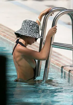 Emily Ratajkowski OnlyFans Leaked Free Thumbnail Picture - #REg51MqLeu