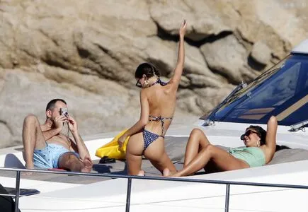 Emily Ratajkowski OnlyFans Leaked Free Thumbnail Picture - #RoWxVc93Ow