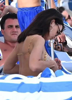 Emily Ratajkowski OnlyFans Leaked Free Thumbnail Picture - #Rxt1ODvcgx