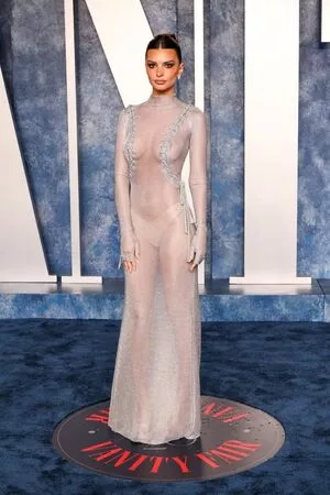 Emily Ratajkowski OnlyFans Leaked Free Thumbnail Picture - #SHN0lgY3oF