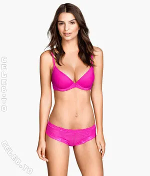 Emily Ratajkowski OnlyFans Leaked Free Thumbnail Picture - #SPPnRCjkjJ