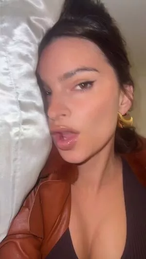 Emily Ratajkowski OnlyFans Leaked Free Thumbnail Picture - #SqZsFHkggQ