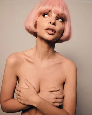 Emily Ratajkowski OnlyFans Leaked Free Thumbnail Picture - #TfBMHF6l5W