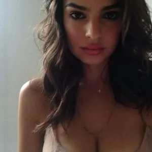 Emily Ratajkowski OnlyFans Leaked Free Thumbnail Picture - #Tgobs3lktX