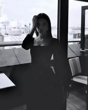 Emily Ratajkowski OnlyFans Leaked Free Thumbnail Picture - #TptLwzR2Hb