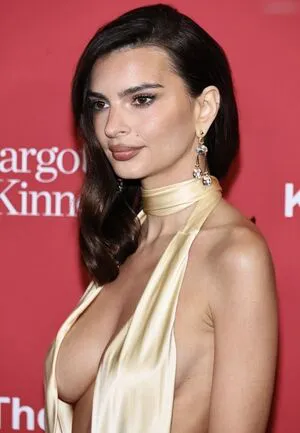 Emily Ratajkowski OnlyFans Leaked Free Thumbnail Picture - #TvUuQimMir