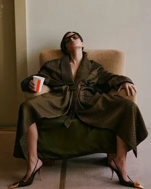 Emily Ratajkowski OnlyFans Leaked Free Thumbnail Picture - #U5dUSUe8yi