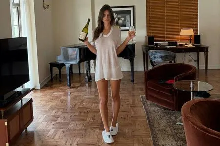 Emily Ratajkowski OnlyFans Leaked Free Thumbnail Picture - #UU5yVFLzOH