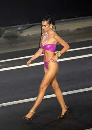 Emily Ratajkowski OnlyFans Leaked Free Thumbnail Picture - #UiWq8I5F1O