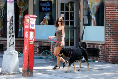 Emily Ratajkowski OnlyFans Leaked Free Thumbnail Picture - #UvxwgiNVbX