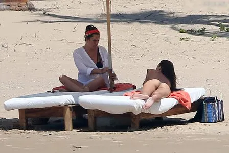 Emily Ratajkowski OnlyFans Leaked Free Thumbnail Picture - #V2Z53kTIDi