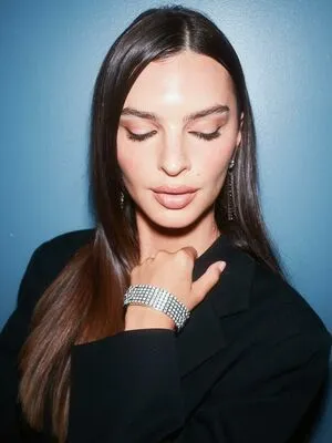 Emily Ratajkowski OnlyFans Leaked Free Thumbnail Picture - #V8vwPS8L8p