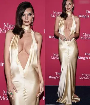 Emily Ratajkowski OnlyFans Leaked Free Thumbnail Picture - #VEwQkN8y47