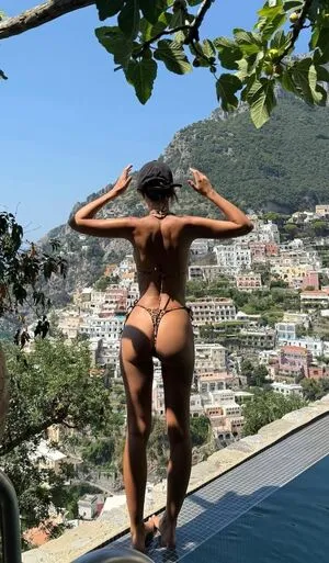 Emily Ratajkowski OnlyFans Leaked Free Thumbnail Picture - #VPlE6o7Nsd