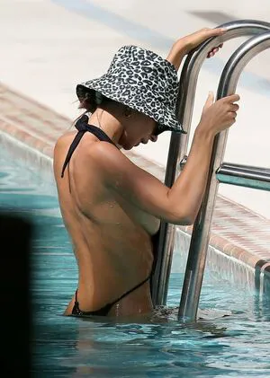 Emily Ratajkowski OnlyFans Leaked Free Thumbnail Picture - #VTfjFZIq11