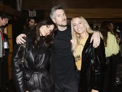 Emily Ratajkowski OnlyFans Leaked Free Thumbnail Picture - #VmeIaUfV56