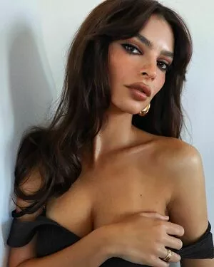 Emily Ratajkowski OnlyFans Leaked Free Thumbnail Picture - #WmpfPsu0jg