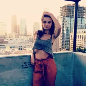 Emily Ratajkowski OnlyFans Leaked Free Thumbnail Picture - #Wpjm8Sf42u