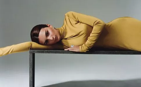 Emily Ratajkowski OnlyFans Leaked Free Thumbnail Picture - #X8hTtdH98U