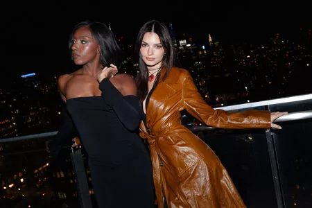 Emily Ratajkowski OnlyFans Leaked Free Thumbnail Picture - #XgO2gL06u7