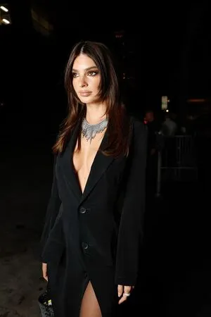 Emily Ratajkowski OnlyFans Leaked Free Thumbnail Picture - #Z65xJGbqiJ