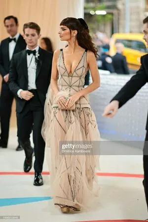 Emily Ratajkowski OnlyFans Leaked Free Thumbnail Picture - #bqf3nOHN9u