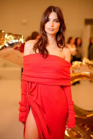 Emily Ratajkowski OnlyFans Leaked Free Thumbnail Picture - #caeEdJJNVP