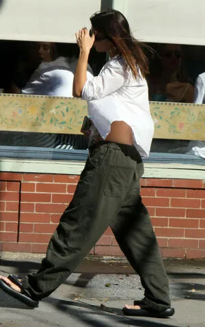 Emily Ratajkowski OnlyFans Leaked Free Thumbnail Picture - #d42IVvMAXT