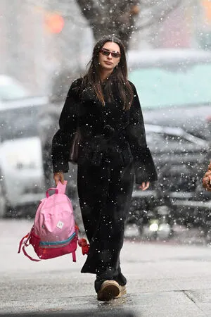 Emily Ratajkowski OnlyFans Leaked Free Thumbnail Picture - #dz7ugCYrgQ