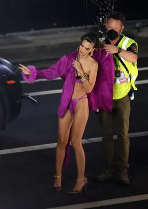 Emily Ratajkowski OnlyFans Leaked Free Thumbnail Picture - #eskIpmPEdw