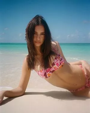 Emily Ratajkowski OnlyFans Leaked Free Thumbnail Picture - #ewPCyqnGOD