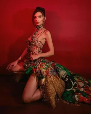 Emily Ratajkowski OnlyFans Leaked Free Thumbnail Picture - #f1zVcVWQK6