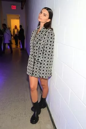 Emily Ratajkowski OnlyFans Leaked Free Thumbnail Picture - #fLrWi7ORoY