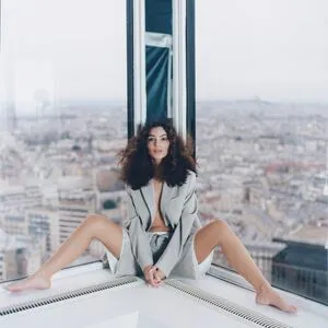 Emily Ratajkowski OnlyFans Leaked Free Thumbnail Picture - #fThluaGJLr