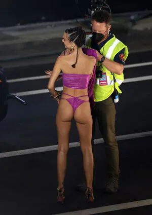 Emily Ratajkowski OnlyFans Leaked Free Thumbnail Picture - #fxujIt0jn9