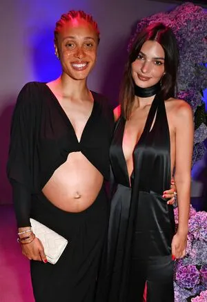 Emily Ratajkowski OnlyFans Leaked Free Thumbnail Picture - #h0TfL50sMN