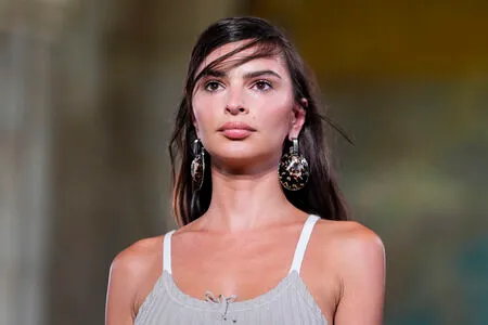 Emily Ratajkowski OnlyFans Leaked Free Thumbnail Picture - #hO1iXDtBWS