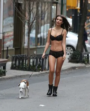 Emily Ratajkowski OnlyFans Leaked Free Thumbnail Picture - #hWt1wLgYTK