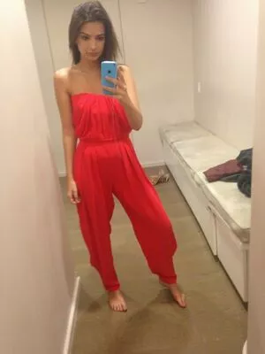 Emily Ratajkowski OnlyFans Leaked Free Thumbnail Picture - #hXVbVD6Zb8