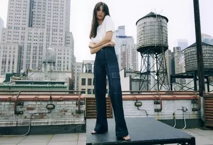 Emily Ratajkowski OnlyFans Leaked Free Thumbnail Picture - #iOipRIvxqy