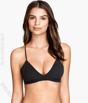 Emily Ratajkowski OnlyFans Leaked Free Thumbnail Picture - #iZ28hVE5Dv