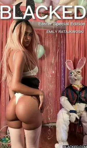 Emily Ratajkowski OnlyFans Leaked Free Thumbnail Picture - #it21sJm1ny