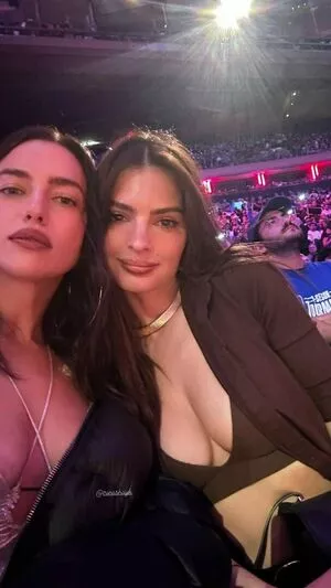 Emily Ratajkowski OnlyFans Leaked Free Thumbnail Picture - #jLXiPK93nM