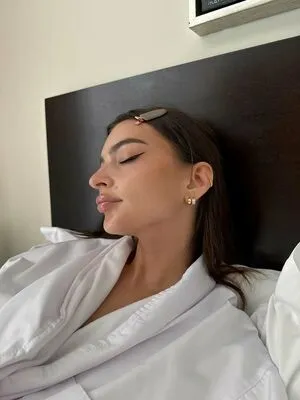 Emily Ratajkowski OnlyFans Leaked Free Thumbnail Picture - #jM0G7JKdjV