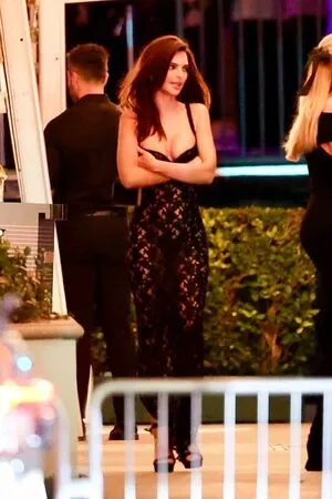 Emily Ratajkowski OnlyFans Leaked Free Thumbnail Picture - #jTD8d9lKQ0
