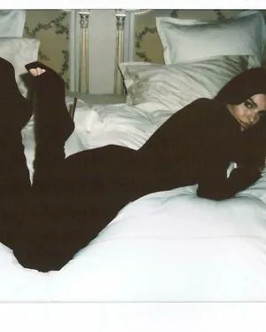 Emily Ratajkowski OnlyFans Leaked Free Thumbnail Picture - #jui5yDI2Lt