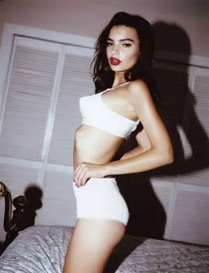 Emily Ratajkowski OnlyFans Leaked Free Thumbnail Picture - #jwfWNLrbSx