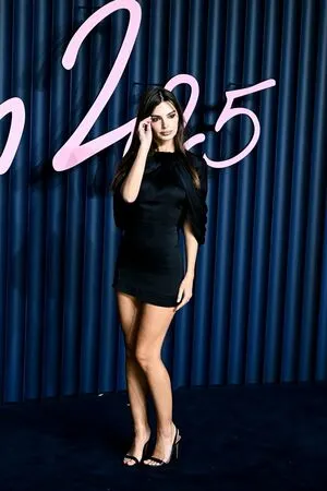 Emily Ratajkowski OnlyFans Leaked Free Thumbnail Picture - #kICmpBKRUg