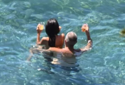 Emily Ratajkowski OnlyFans Leaked Free Thumbnail Picture - #lBgWwvqRMY