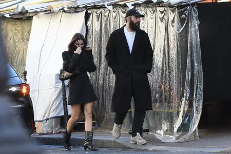 Emily Ratajkowski OnlyFans Leaked Free Thumbnail Picture - #lGf7OJJxoT